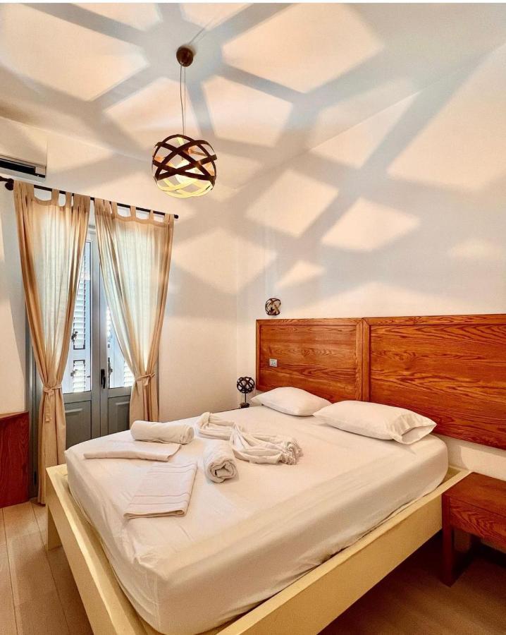 Guesthouse 1932 Himare Bagian luar foto